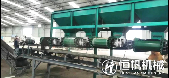 年產(chǎn)2萬噸整套牛糞顆粒有機(jī)肥生產(chǎn)設(shè)備助力甘肅泉州(圖1) 甘肅酒泉年產(chǎn)2萬噸牛糞顆粒有機(jī)肥生產(chǎn)線